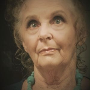 Meet your Posher, Caryn